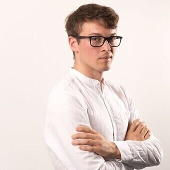 Портрет на автора